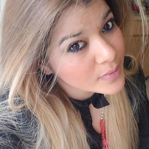 Meet your Posher, Blanca